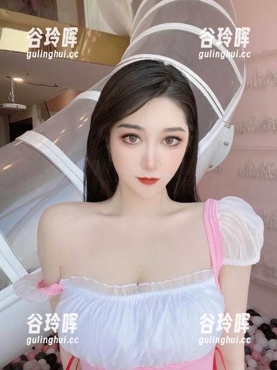 微密圈 - 120斤的小王同学的新作：学妹的最新姿态，真不敢相信我竟看了这么久。