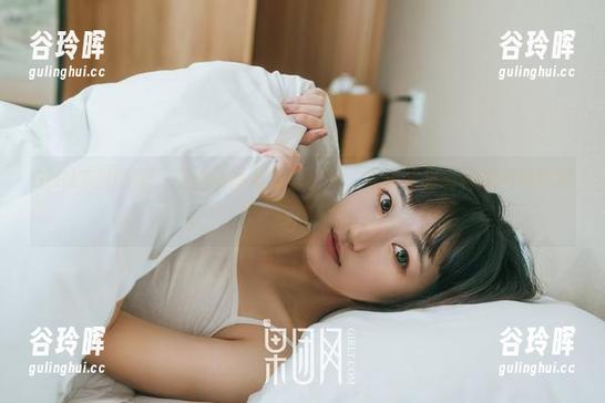 GIRLT果团网 - 王语纯写真新鲜出炉，死库水里有种说不明的清爽感！