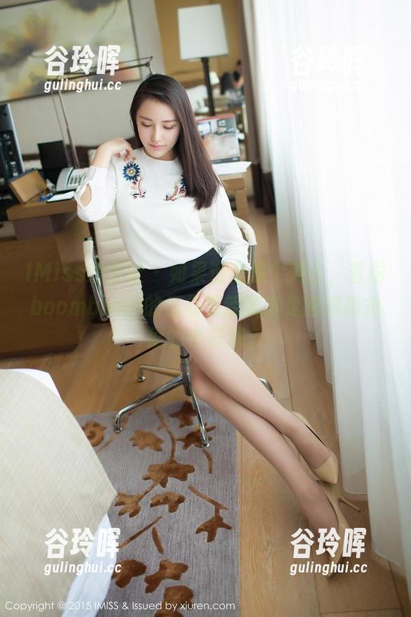 IMiss爱蜜社 - 如果浴室是个舞台，若彤boomboom的作品更新就该是频频换角度的小表演。