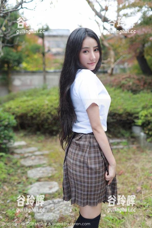 MFStar模范学院 - 佟蔓baby的网袜美图，有时候我都想问：她怎么这么会穿？