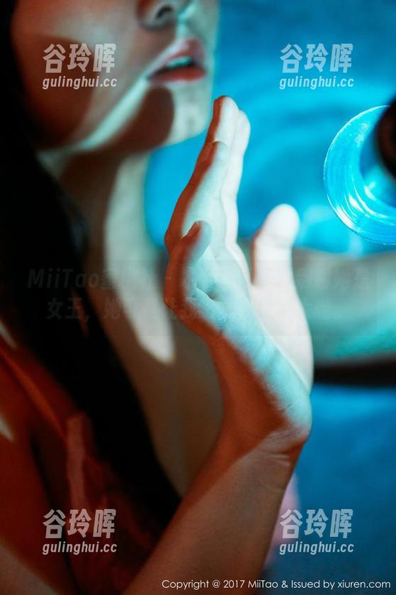 MiiTao蜜桃社 - 木奈奈图集：别看她是女王，她可是让我瞪眼的定制大咖。