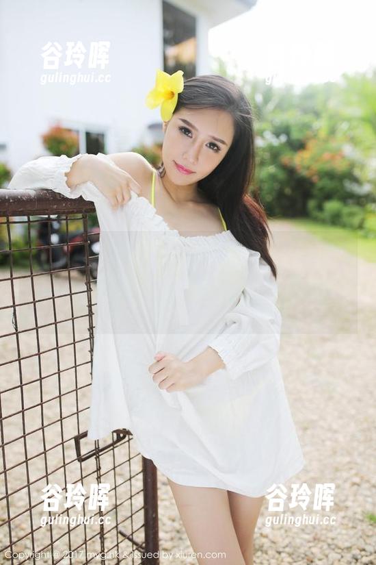 MyGirl美媛馆 - 王馨瑶yanni写真—吊带图包，看来是个“吊”得不轻的选择啊！