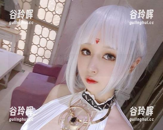 啊，PAKI草莓酱的泳衣在线，感觉不止是夏天的味道…