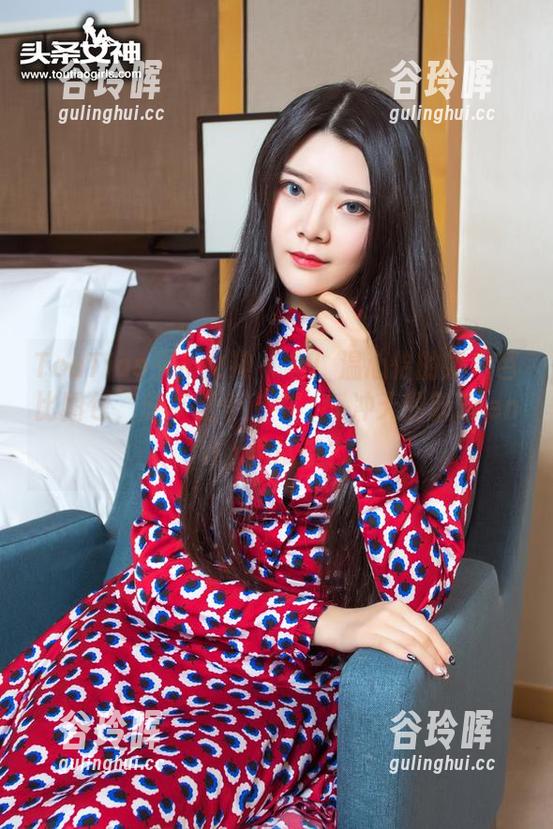 TouTiao头条女神 - 看！温心怡的奶牛芭比图包，分享这个“牛”气冲天的新Trend，不试试？