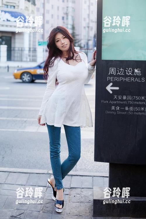 TuiGirl推女郎 - 小九九的私房原图，油亮到让我手都抖，难道这是光的魔法？