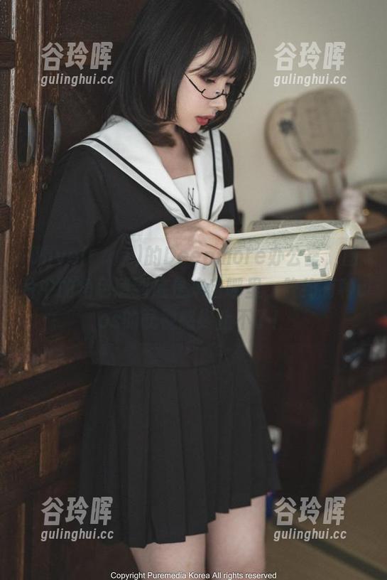 Uhye(이유혜)的Deepmore办公室，图片中的角色感到底是来自哪里，隐约有种cos的既视感终止不了！