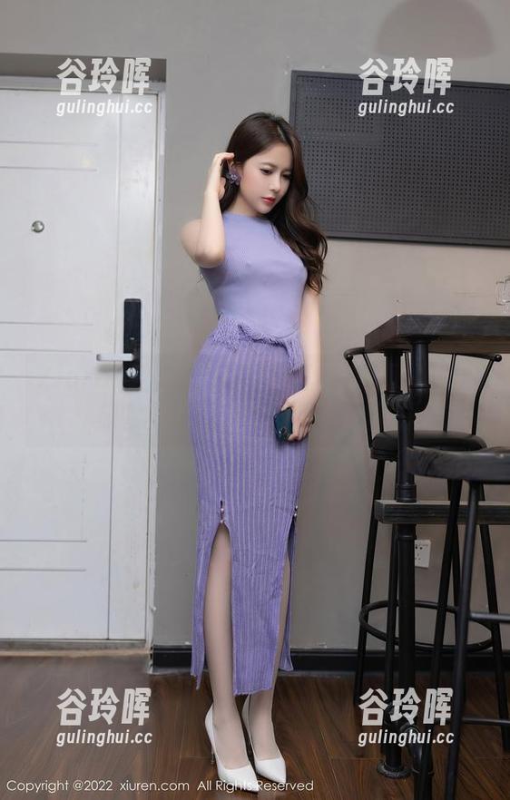 Xiuren秀人网 - 熟女黑丝的双面人：白茹雪写真图包里的争议与吸引