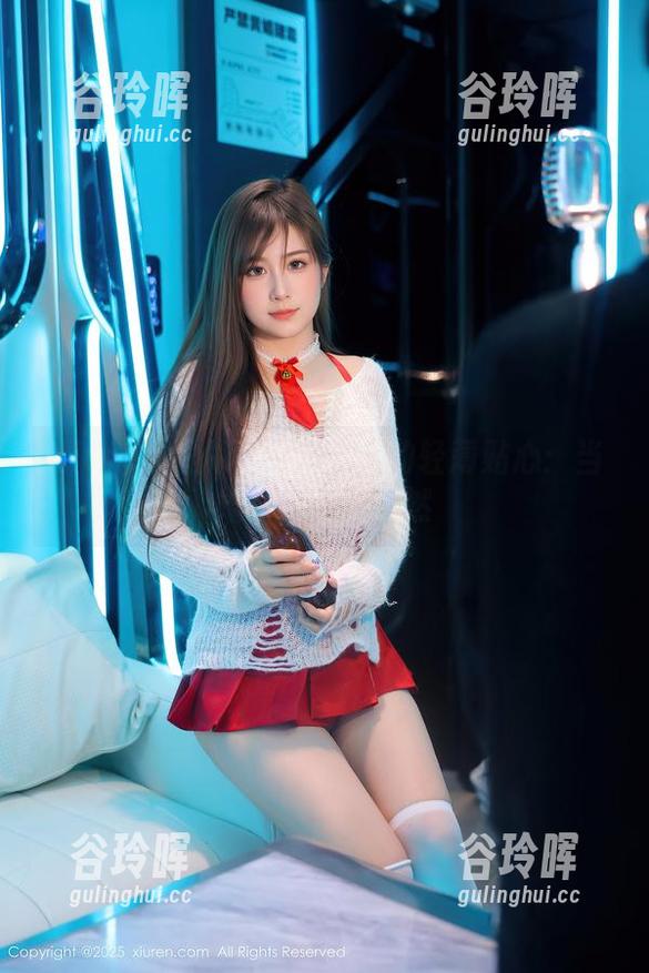 Xiuren秀人网 - 作品中的轻薄贴心：当婚纱爱上黄乐然