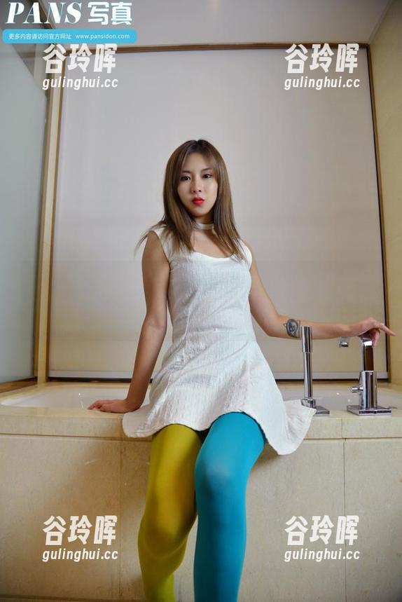 pans-蕾蕾 pans - 蕾蕾的新美图更新,不小心把修女也给P出一丝丝俏皮感,哈哈!