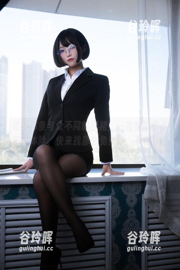 寻找那条与众不同的围裙，一智智的作品等你体验，快来找那个免费的，下载呀！