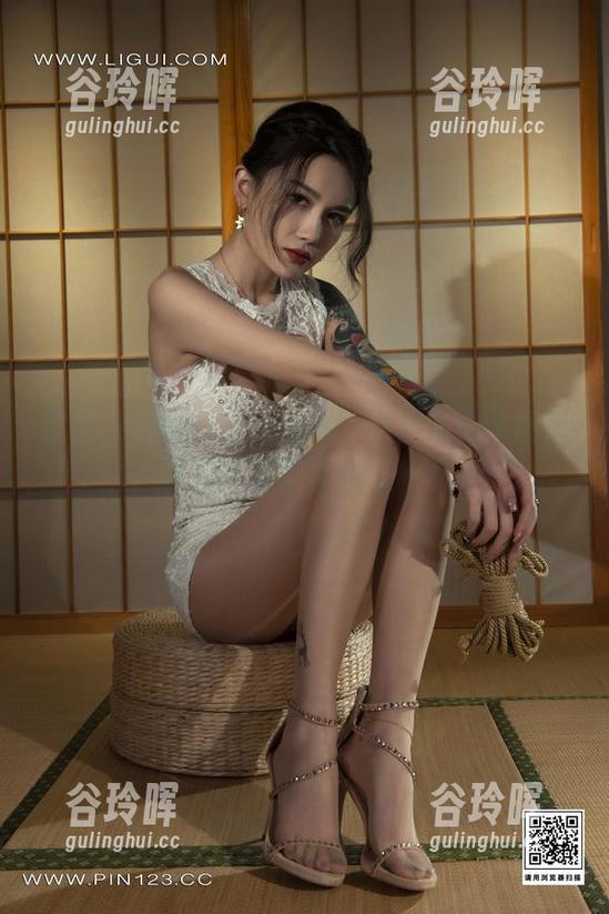 丽柜 - 喝奶还是换裤子？怡萱的奶牛图册，这个问题需要思考一下。
