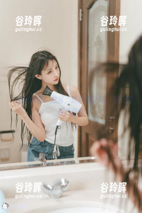 “兔玩映画”推出：原图和壁纸，足下的奇妙恋情