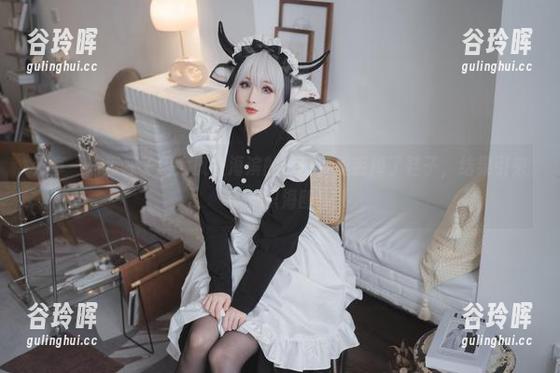 分享——凉凉子用大凤在海滨的白日梦里丢掉了鞋子，结果引来了一只海鸥！