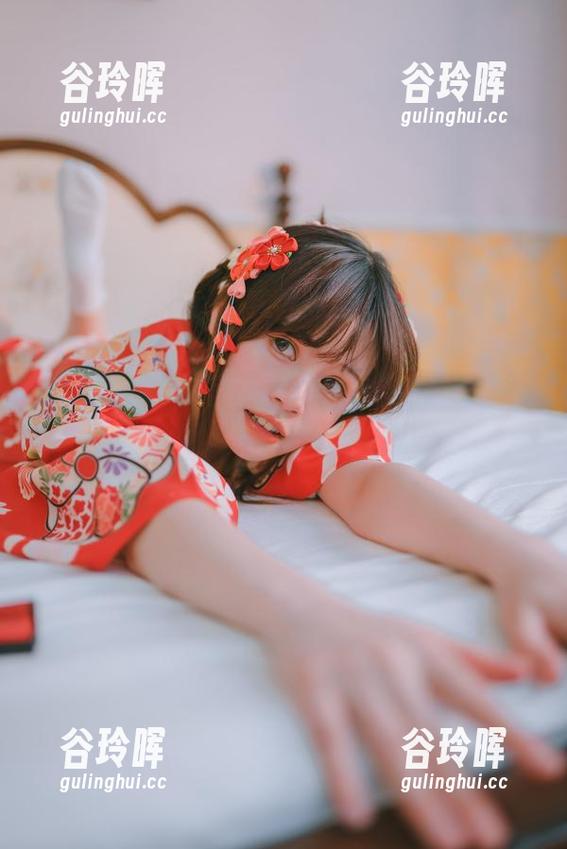 千反田鹿子 别眨眼!千反田鹿子在线写真蓝蝶到,你要什么姿势?