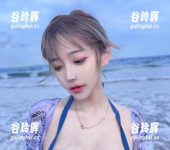 啾小妍 图库里有个金发芭比,正是啾小妍作品里的小心机
