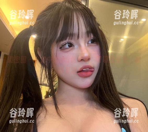 微密圈 - 自拍中的小u优优子，明明没圣光，反而更真实。