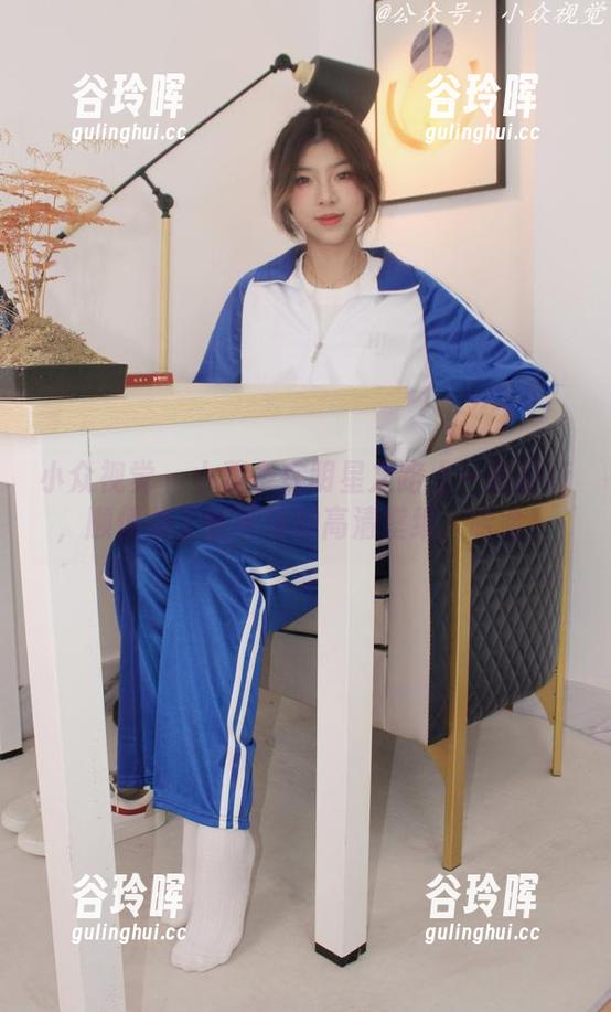 小众视觉-小薯条 小众视觉 - 小薯条在明星之路上一路前行,顺便拍了些可爱的高清壁纸,哈哈!