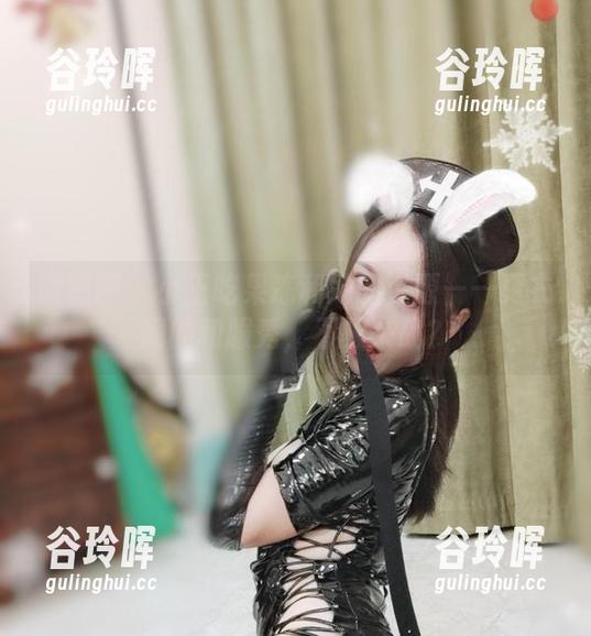 微密圈 - 小玉吃果冻和她的资源——更衣间的和服秀，不服来战？