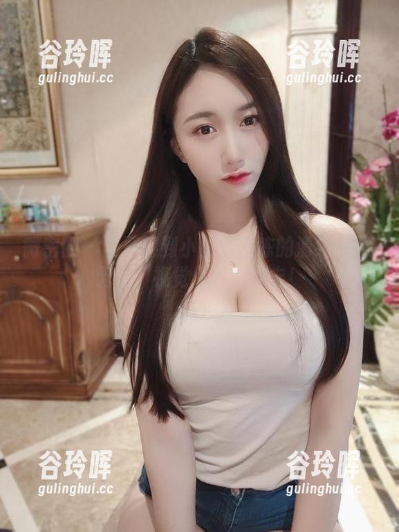 小玉吃果冻 微密圈 - 免费得到小玉吃果冻的清纯vs巨无霸,视觉上的小冲击!