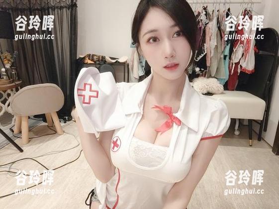微密圈 - 这张小玉吃果冻花嫁高清照片，单看不出点什么，细看却好戏不断。