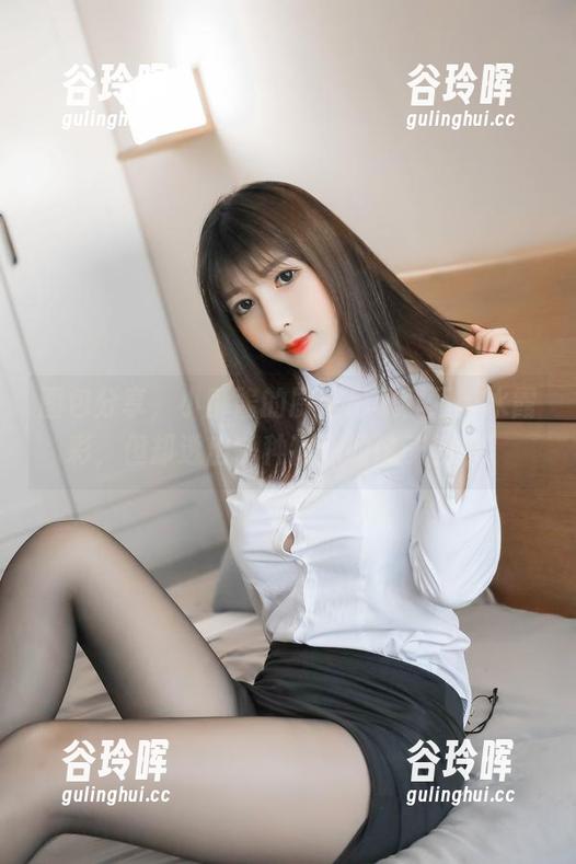 图包分享，小酥酱的厨娘形象，不带水霞彩，但却透出一种特殊的妹子气息。