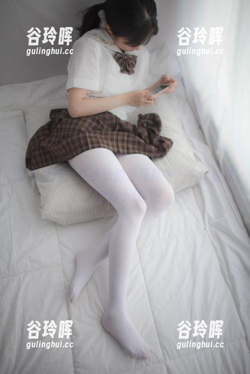 少女秩序-小葵 少女秩序 - 在小葵的新写真中,牛仔裤成了她的小伙伴?