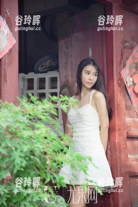尤果网 - 孟狐狸最新力作，图库为了这位秘书转悠了十圈！
