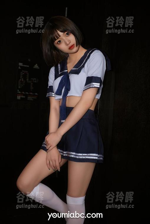 尤蜜荟 - 白裙和戴渃欣的精彩碰撞，这合集还能更不成熟吗？