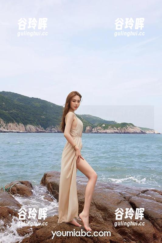 尤蜜荟 - 郭忆然美图更新，如此优雅的美脚，光景真好呀