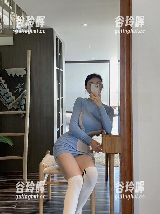 微密圈 - 左公子666私拍：红色包臀看得我嘴巴都要流口水！