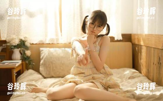 幼水铃衣 忘掉尘世吧,幼水铃衣的Airi图集更新陪你沉浸一下。