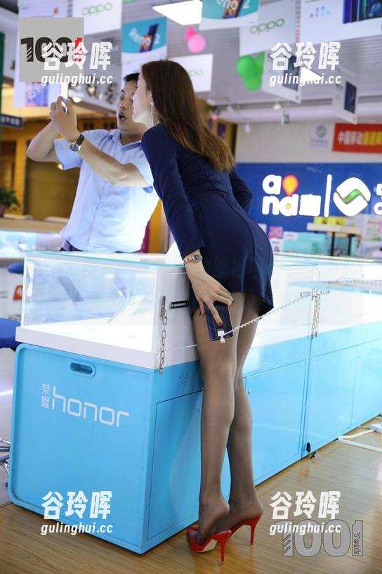 异思趣向-小小 异思趣向 - “小小”的旗袍写真,优雅到我都不知道该不该打扰她的美好时光。