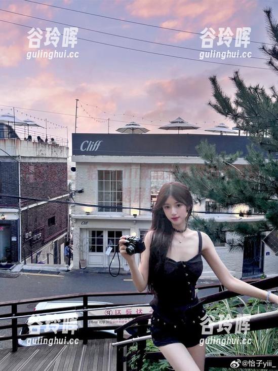 怡子yiii 不需圣光,怡子yiii就能把女神的气场穿透屏幕