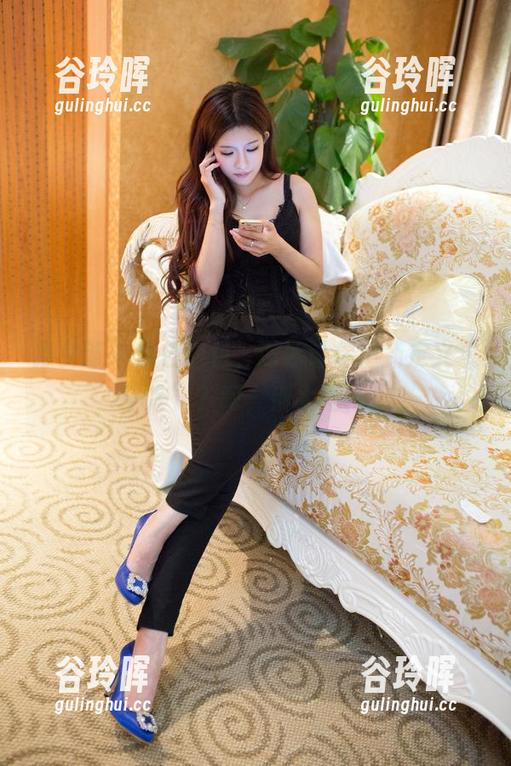 推女郎 - 白色图包，谭冰让你重新定义“干净”？呵，别太期待。