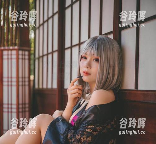 听说末夜787穿上柴郡泳装时，整个图库都被震惊了，快来围观