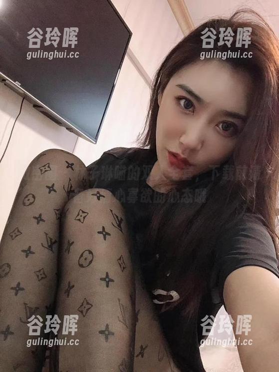 林子琳喵 微密圈 - 林子琳喵的双人全套,下载前请备好清心寡欲的心态哦