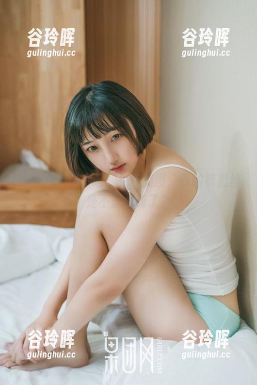 果团网 - 张小喵：免费美图，我的裤里丝是不是太辣了？