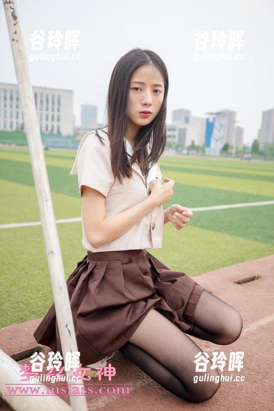 梦丝女神 - 灵唯学姐的图包，这些姿态不小心让我想多了。