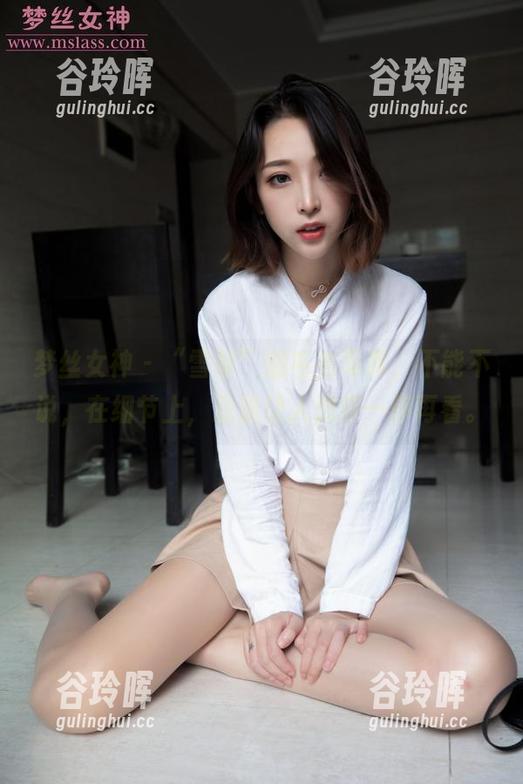梦丝女神 - “雪馨”的毛衣写真，不能不说，在细节上，总是让人想停一停再看。