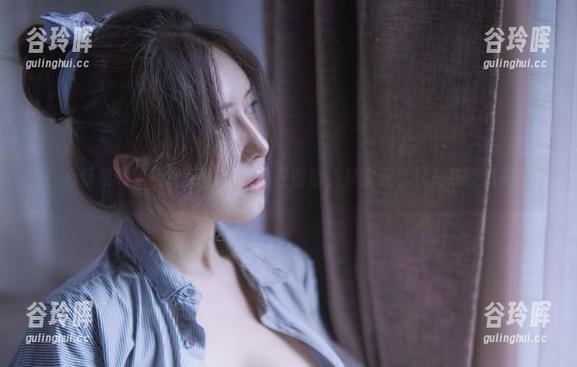 樱晚gigi 心情系列:樱晚gigi的作品在窗前,其实我也只是在凑热闹