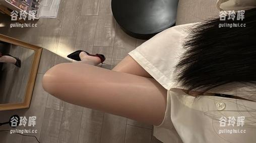 微密圈 - 套图里的“棉袜”满分，果然“玫桃泡芙”没有辜负我！