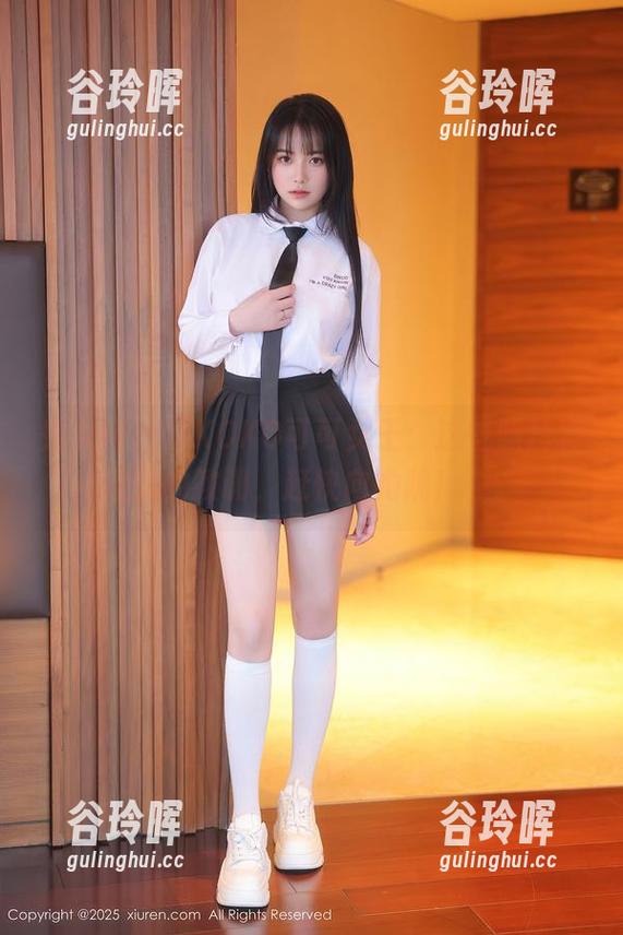 秀人网 - “KOKO可可女王：这些照片真是我的教训，赶快向她跪！”。