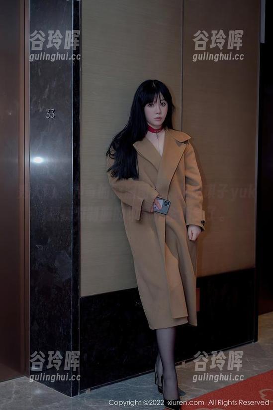 秀人网 - 神奇的制服图集，优琪琪子yuki把我对制服的印象完全刷新了。