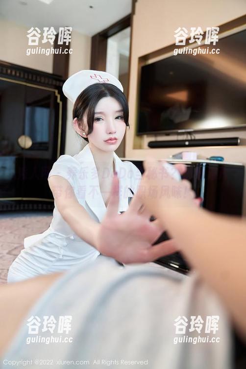 秀人网 - 养乐多DoDo当秘书？最新照片带你看不一样的职场风味！