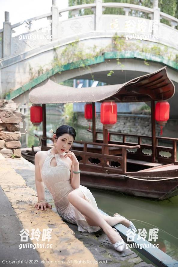 秀人网-夏笑笑Summer 秀人网 - 资源满满,夏笑笑Summer的自拍,让我Share一下她的欢笑吧!