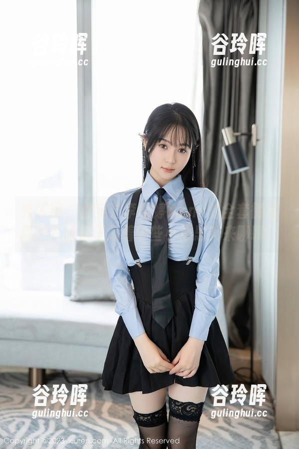 秀人网 - 你见过李雪婷Anna的全套御姐风吗？图包里藏着哪些小心思？来聊聊！