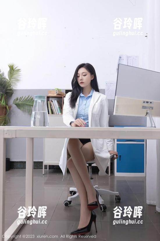 秀人网-王俪丁 秀人网 - 高清捕捉王俪丁的清纯瞬间,哦,这表情