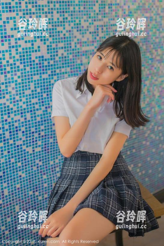 秀人网 - 邹晶晶最新写真：学妹的模样让我突然想起了期末考…