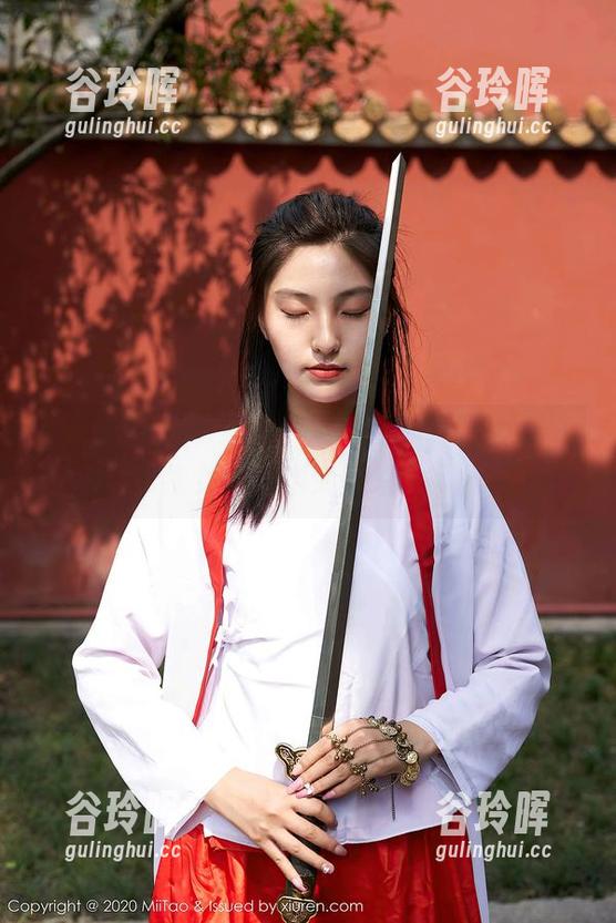 蜜桃社 - 下载前请理智！木楠Nan的写真把女神的定义又改写了