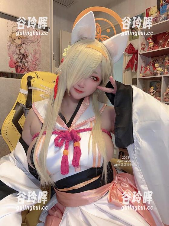 毛衣移情记——贝贝琪Becky的白色毛衣，让我们在图册里悠然自得。